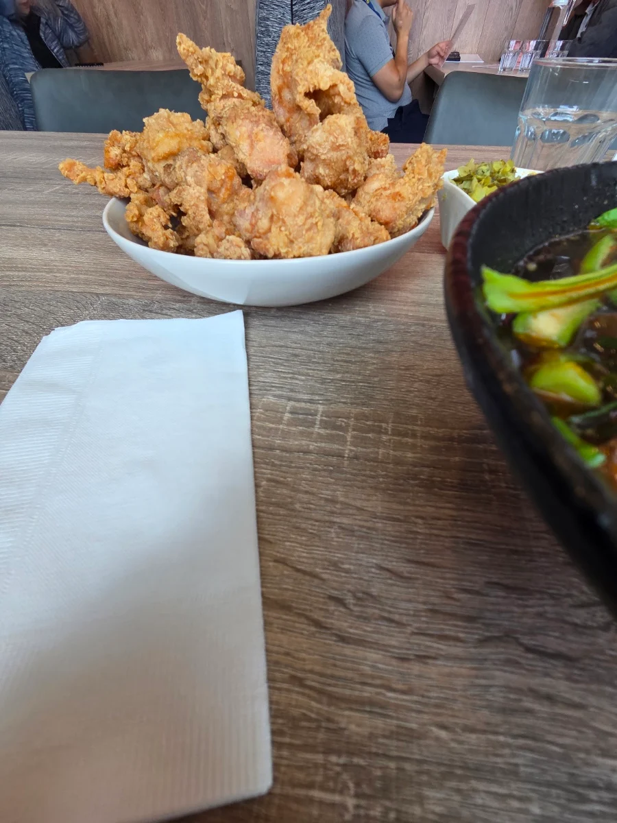 椒鹽炸雞塊 salt & pepper deep fried chicken